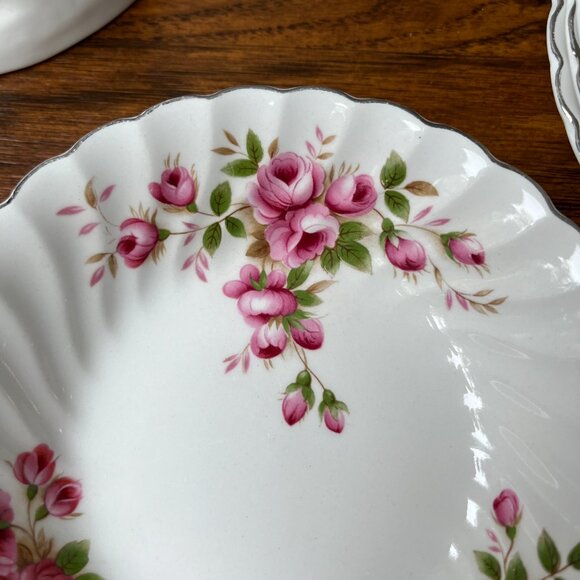 Johnson Brothers Regency Pink Roses 8 Ironstone Fruit / Dessert Bowls 5" England - Picture 7 of 13